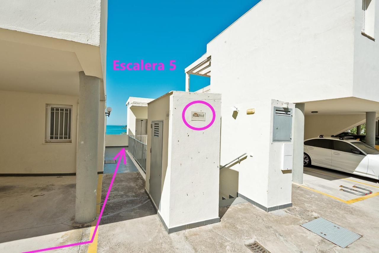 On Beach Deluxe Apartment With Pools And Own Garden El Puerto de Santa Maria Exterior photo